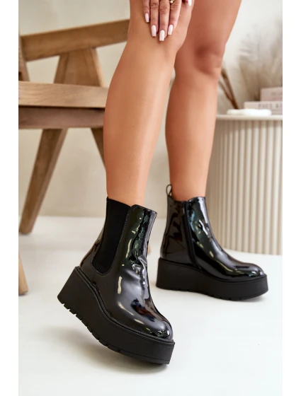 dámské kotníkové boty na platformě a černé model 21667292 - Boto