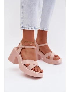 Dámské sandály na masivním podpatku z eko semiše světle růžové model 21998020 - Boto
