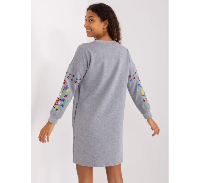 RV SK 8979 šaty.94P šedá RV SK 8979 šaty.94P šedá