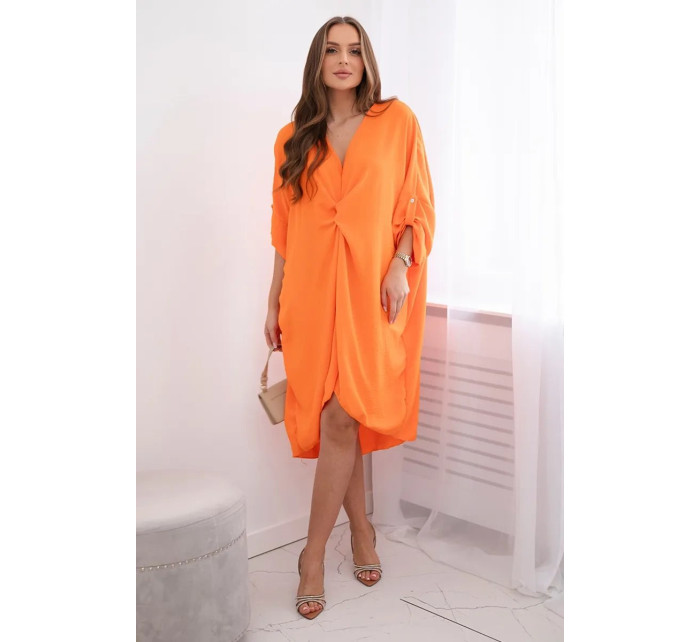 Oversize šaty s výstřihem do V oranžové barvy