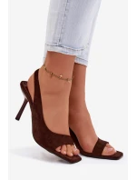 Dámské sandály na podpatku z eko semiše čokoládové model 21951621 - Boto