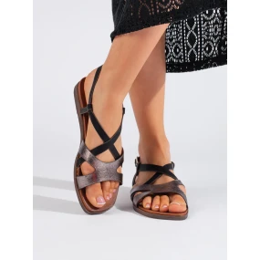 Pěkné dámské  sandály černé na plochém podpatku