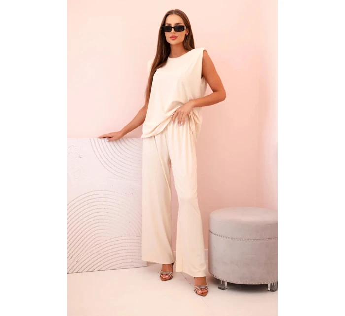 Dámský komplet z viskózy bez rukávů a rovnými kalhotami světlý béžový Dámský komplet z viskózy bez rukávů a rovnými kalhotami světlý béžový