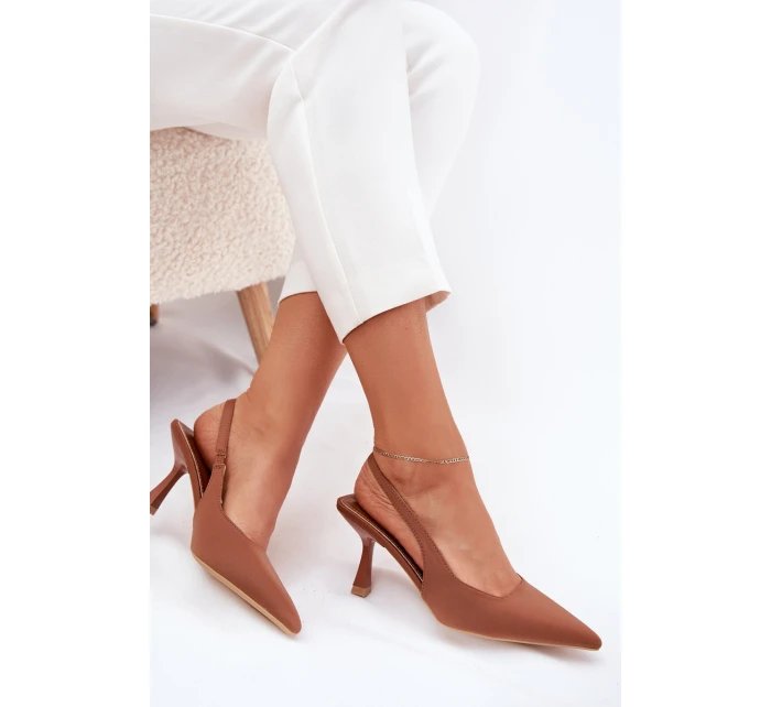 Dámské Sandály Na Camel model 21702125 - Boto