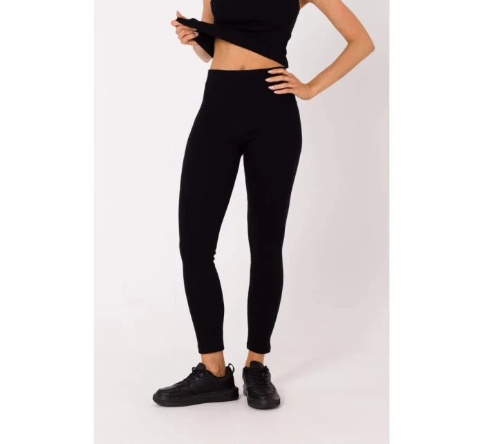 Žebrované pletené legíny model 18503382 černé - Moe Žebrované pletené legíny model 18503382 černé - Moe