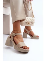 model 21647980 Dámské kožené sandály na podpatku Beige - Zazoo model 21647980 Dámské kožené sandály na podpatku Beige - Zazoo