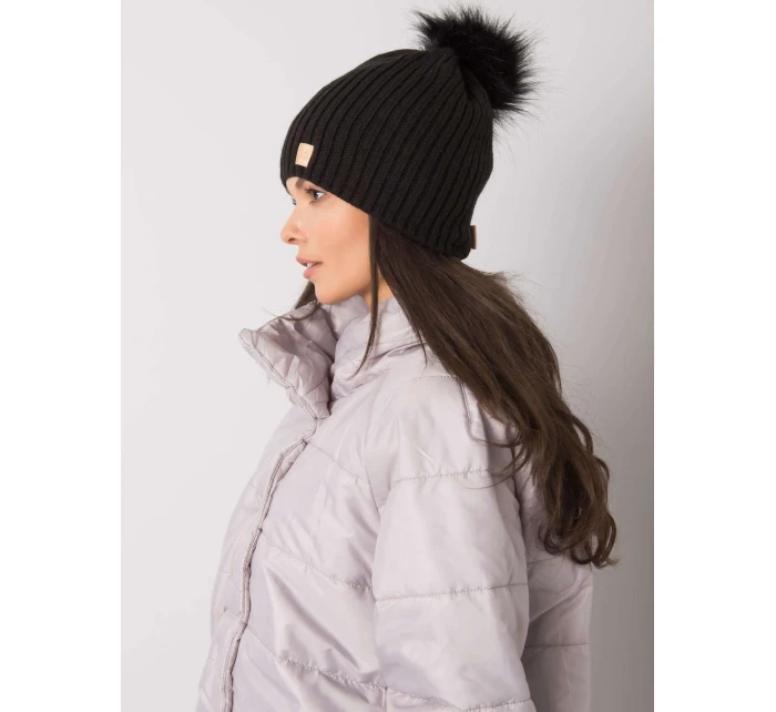 Dámská čepice.30 černá