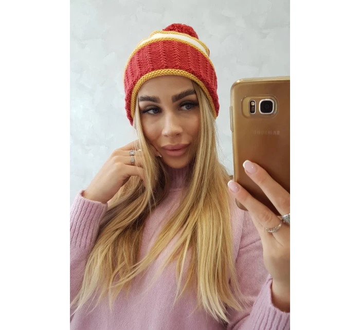 Dámská čepice Kinga K297 model 18751279 - K-Fashion Dámská čepice Kinga K297 model 18751279 - K-Fashion