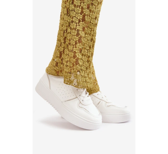 Dámské Tenisky Na Platformě S Dekorativním Šněrováním Bílé model 21667752 - Boto Dámské Tenisky Na Platformě S Dekorativním Šněrováním Bílé model 21667752 - Boto