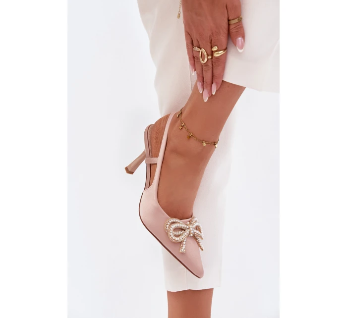 Lodičky s mašlí a patou Béžové model 21787011 - Boto Lodičky s mašlí a patou Béžové model 21787011 - Boto