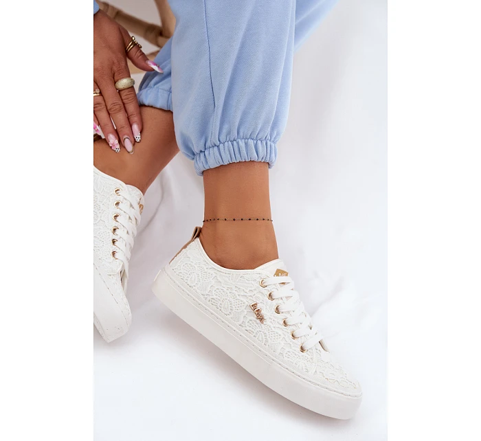 Dámské tenisky s krajkou model 22102739 Bílé - Lee Cooper Dámské tenisky s krajkou model 22102739 Bílé - Lee Cooper