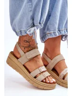 Dámské kožené sandály se suchým zipem Béžové Fresh Look Dámské kožené sandály se suchým zipem Béžové Fresh Look