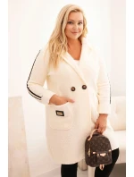 Dámský kabát Plus Size z umělé model 21297090 látky s kapsami ecru - K-Fashion