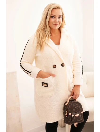 Dámský kabát Plus Size z umělé model 21297090 látky s kapsami ecru - K-Fashion