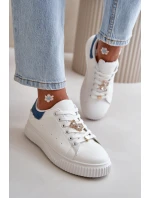 Nízké Tenisky Z Eko Kůže S Připevněnými Dekoracemi Bílá-Modrá Cillione Nízké Tenisky Z Eko Kůže S Připevněnými Dekoracemi Bílá-Modrá Cillione