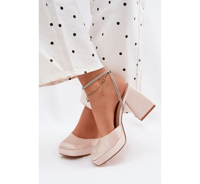 Dámské sandály na podpatku typu sloupek s páskem se šperky Zlaté Seraphina Dámské sandály na podpatku typu sloupek s páskem se šperky Zlaté Seraphina