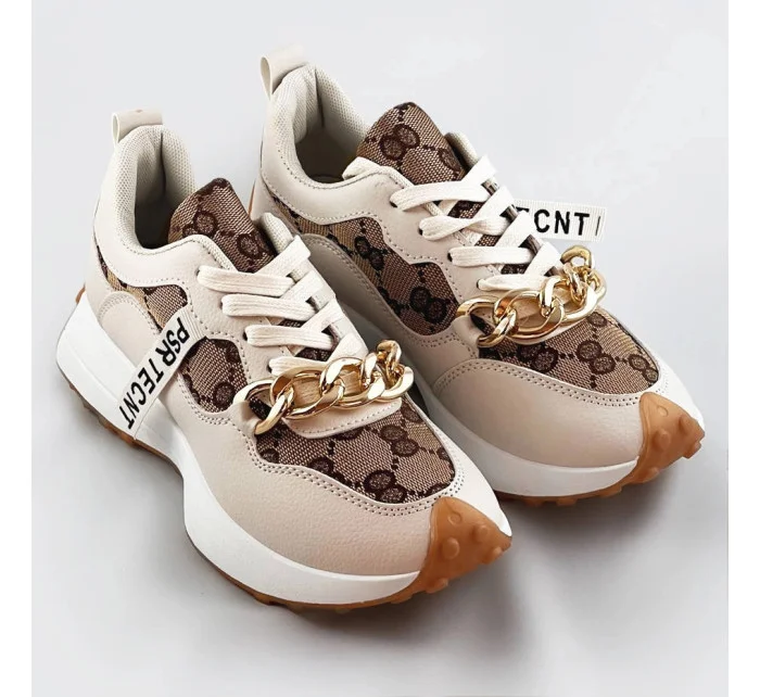 Béžové sportovní boty s řetízkem model 17221069 Béžové sportovní boty s řetízkem model 17221069