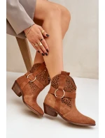 Semišové kotníkové boty v cowboyském stylu s perforací na podpatku 2994 Camel