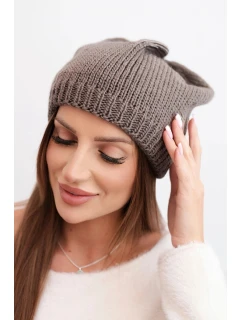 Dámská zimní čepice s ušima a žebrovaným vzorem K440 mocca