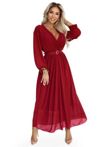 model 21729082 Elegantní plisované maxi šaty s páskem a obálkovým výstřihem vínové - numoco basic model 21729082 Elegantní plisované maxi šaty s páskem a obálkovým výstřihem vínové - numoco basic