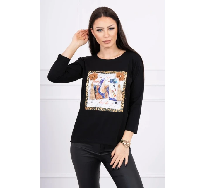 Halenka s 3D grafikou a ozdobnými volánky černá Halenka s 3D grafikou a ozdobnými volánky černá