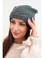 Dámská zimní čepice s ozdobným pletením a klasickým střihem K372 tmavě šedá
