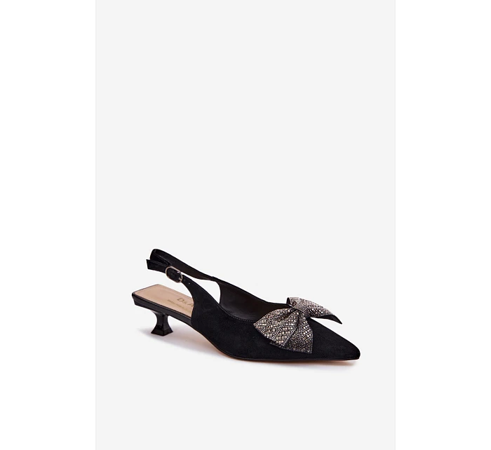 Kožené semišové sandály s mašlí na podpatku model 22100311 černé - D&A
