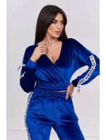 Chrpová velurová souprava Queen s nápisem