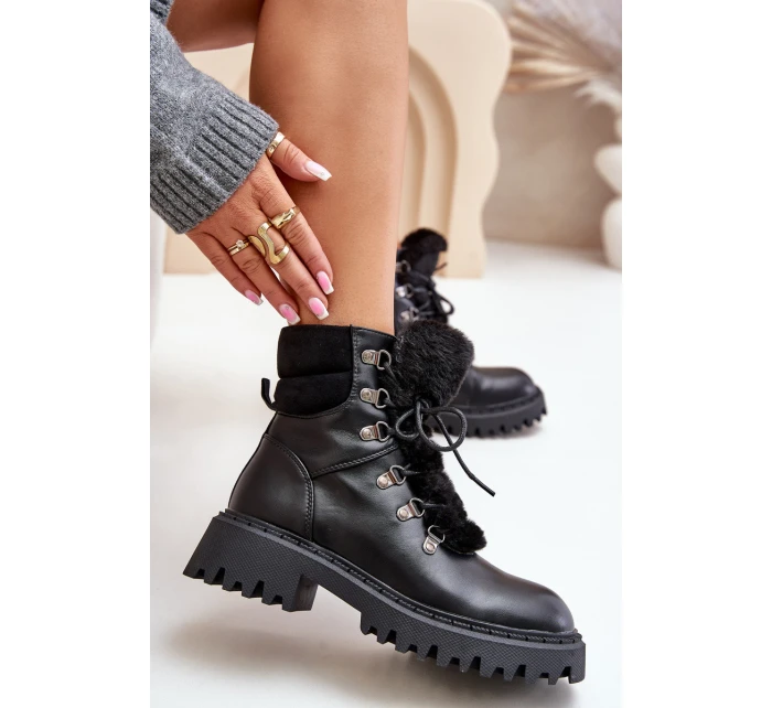 Zateplené kotníkové boty na zip z eko kůže černé Willatta Zateplené kotníkové boty na zip z eko kůže černé Willatta