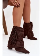 Dámské kotníkové boty na podpatku s třásněmi a zlatými přezkami čokoládové Evelisse Dámské kotníkové boty na podpatku s třásněmi a zlatými přezkami čokoládové Evelisse