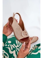 Ploché sandály s ozdobou béžové model 21685714 - Boto Ploché sandály s ozdobou béžové model 21685714 - Boto