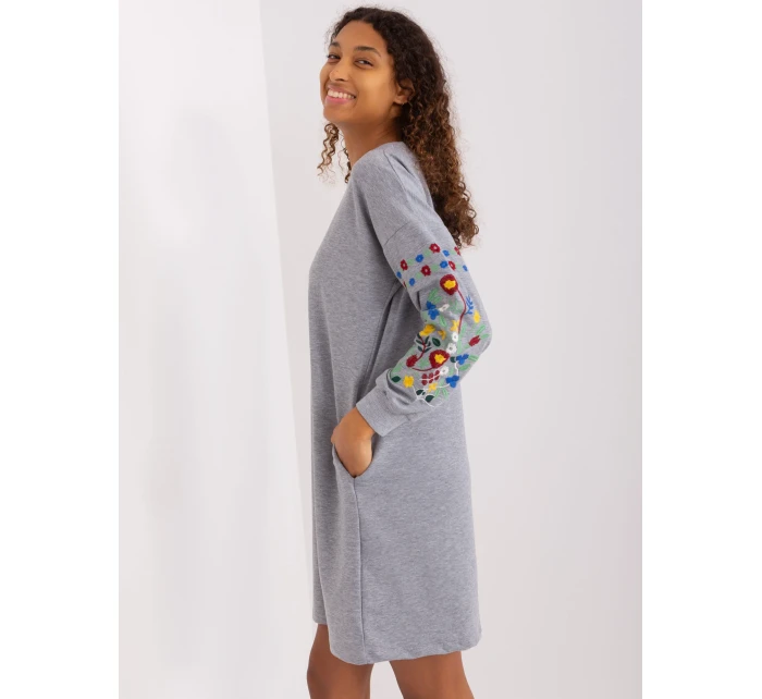 RV SK 8979 šaty.94P šedá RV SK 8979 šaty.94P šedá