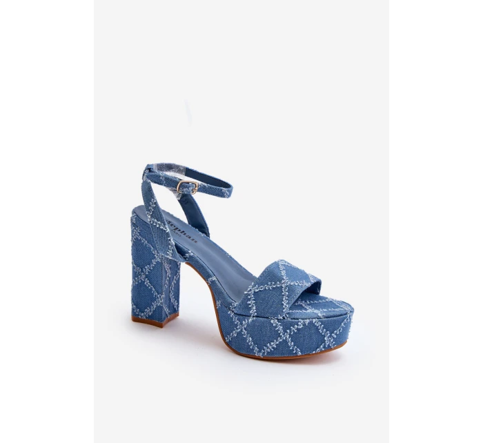 Džínové sandály na podpatku modré model 21649737 - Boto Džínové sandály na podpatku modré model 21649737 - Boto