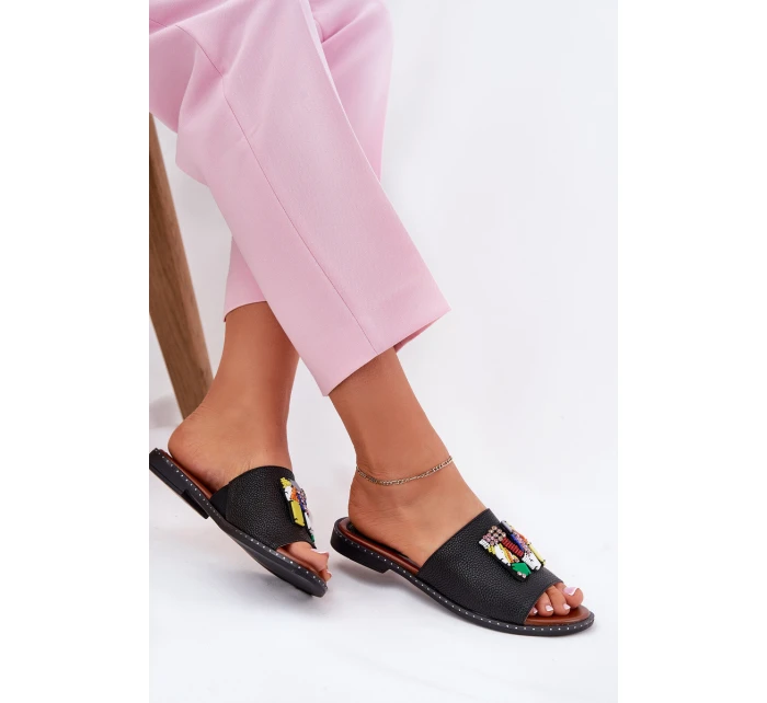 Dámské sandály na plochém podpatku s ozdobou černé model 21695688 - Boto