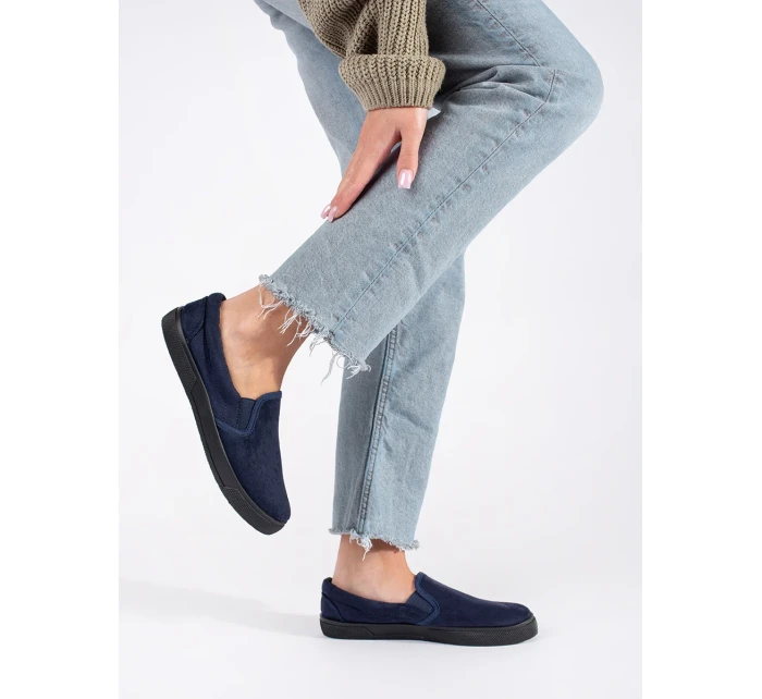 Klasické dámské  polobotky  bez podpatku