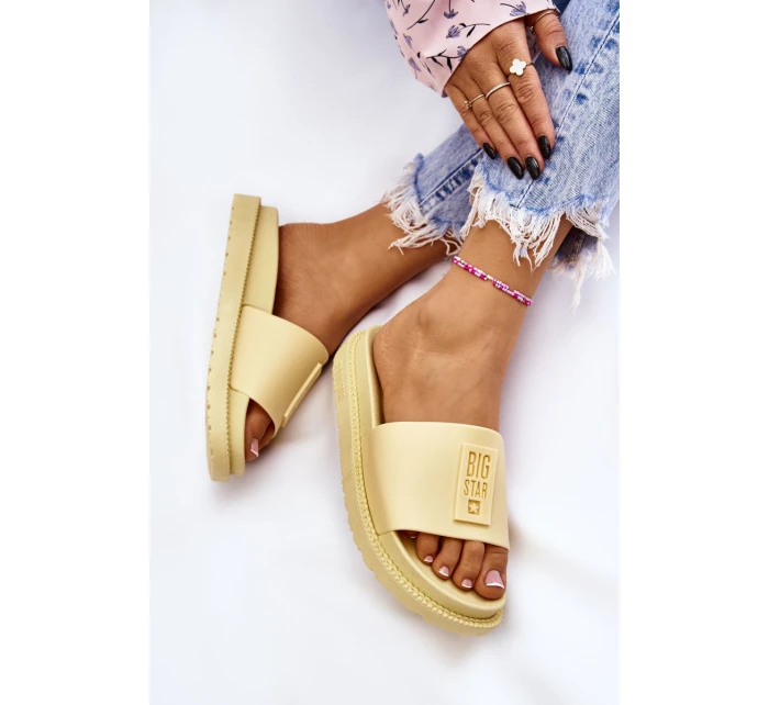Dámské pantofle Big Star model 21582438 Žluté - Big Star Shoes