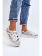 Dámská kožená polobotka s ažurovým vzorem model 21646208 Světle šedá - Zazoo