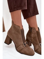 Dámské kotníkové boty z přírodního semiše na podpatek Artiker 57C0221 béžové