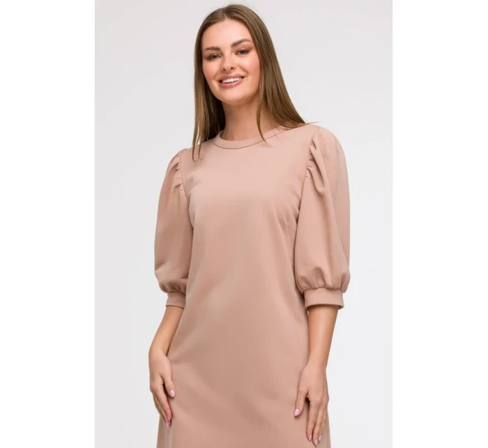 B291 Šaty áčkového střihu s pouzdrovými rukávy - mocca