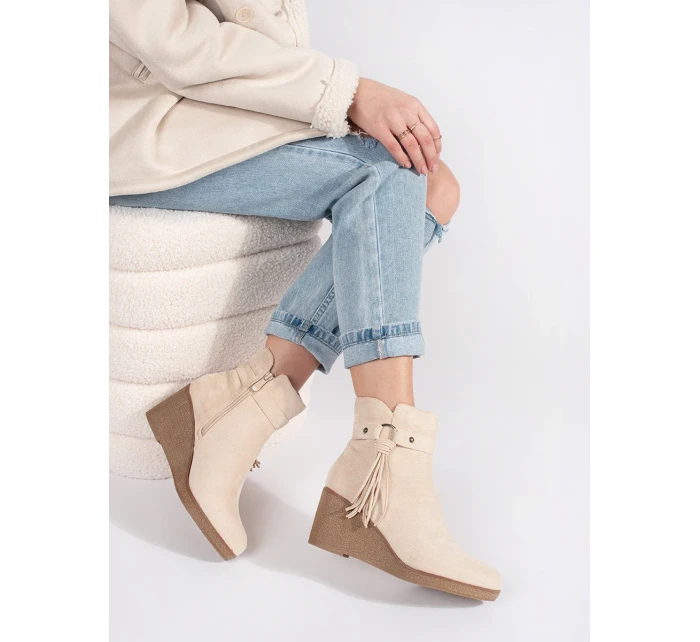 Trendy Jasnobeżowy dámské kotníčkové boty na klínku Trendy Jasnobeżowy dámské kotníčkové boty na klínku