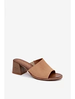 Klapky na podpatku model 228365 Step in style