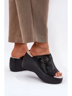 Kožené Dámské Sandály Na Platformě A Klínu S Přezkou Černé model 21695817 - S.Barski