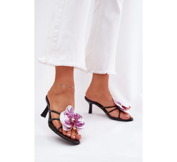 Dámské Pantofle Na Podpatku Se Umělou Květinou Černé Reyi Dámské Pantofle Na Podpatku Se Umělou Květinou Černé Reyi