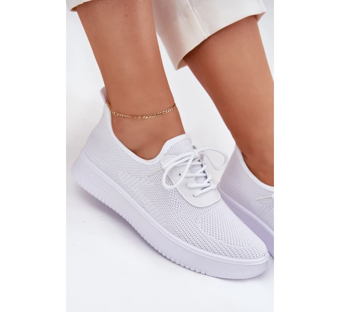 Dámské bílé textilní boty na platformě model 21702961 - Boto