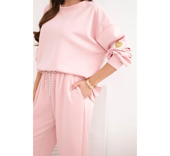 Dámský máslový komplet s volnou mikinou a kalhotami s nápisem LOVE pudrově růžová