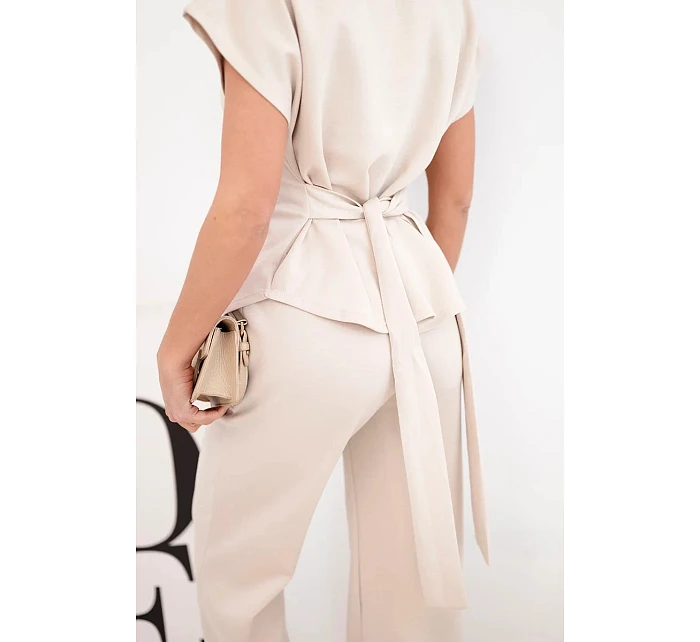 Dámský měkký komplet s halenkou s krátkým rukávem a kalhotami se širokou nohavicí béžový