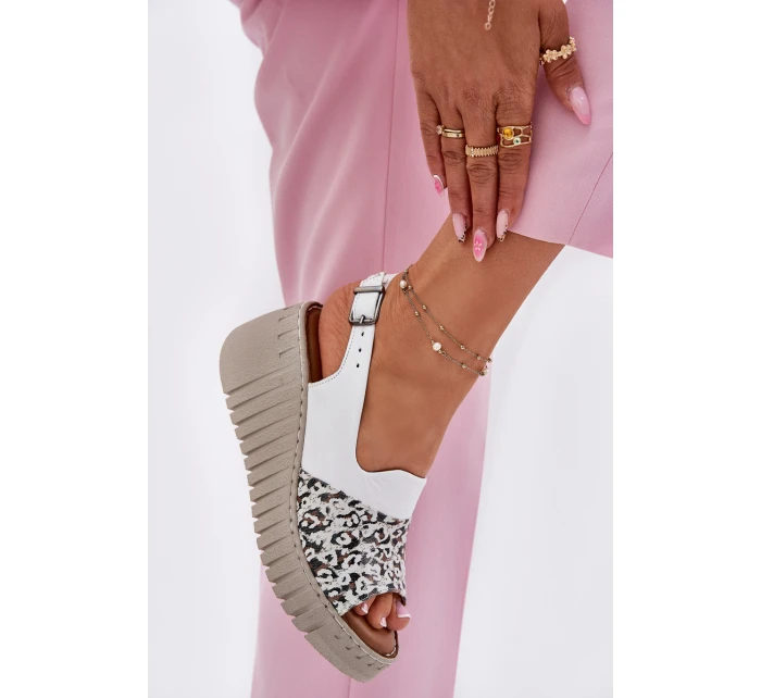 Dámské Sandály Z Přírodní Kůže Na Klínu Bílé model 21697709 - Artiker