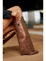 Ozdobené nazouvací kozačky na jehlovém podpatku s ohrnutým svrškem hnědé Enathlin