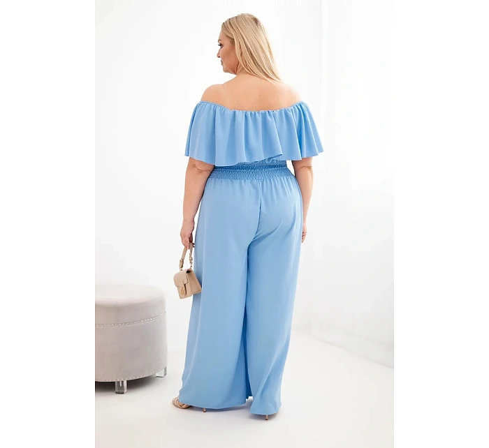 Dámský overal Plus Size s odhalenými model 22092406 s volánem a širokými nohavicemi modrý - K-Fashion