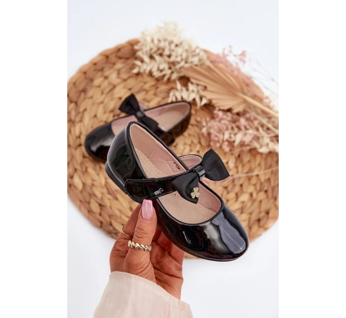 Dětské lakované balerínky s mašlí a suchým zipem černé model 21654221 - EVENTO